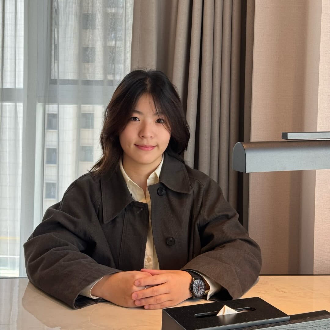 Ester Luo
